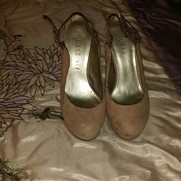 Guess shoes side 8