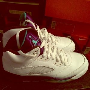 Grape 5 sz 6.5y