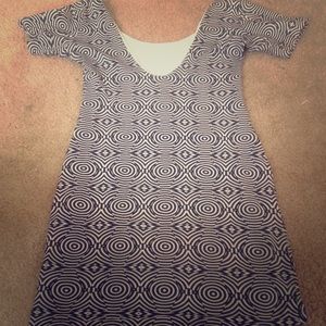 Fitted dress great for spring/summer!