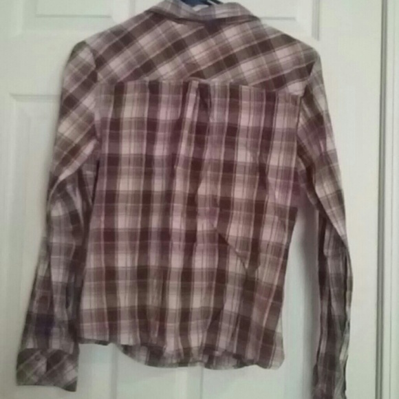 Button up - Picture 2 of 4