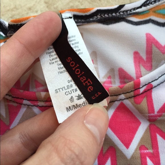 ❌SOLD❌🎉HP🎉 Aztec Crop Top - Picture 3 of 4