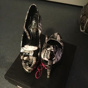 Fashion magazine heels