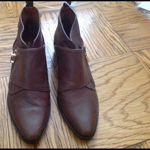 SOLD NWOB Rebecca Minkoff Taupe flat boots Sz 9