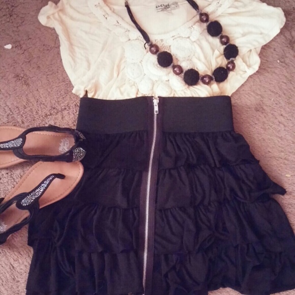 Sexy mid/high waist skirt