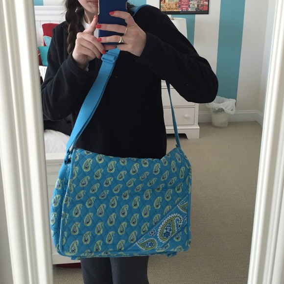 Vera Bradley Messenger in Bermuda Blue