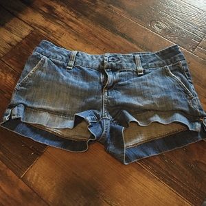 American eagle shorts size 4