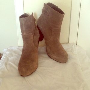Steve Madden Booties
