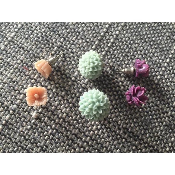 Vintage inspired floral earrings