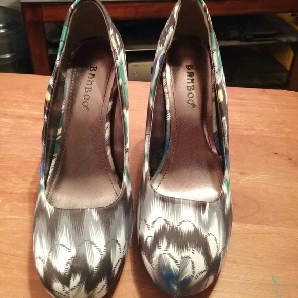 Heels - Picture 3 of 4