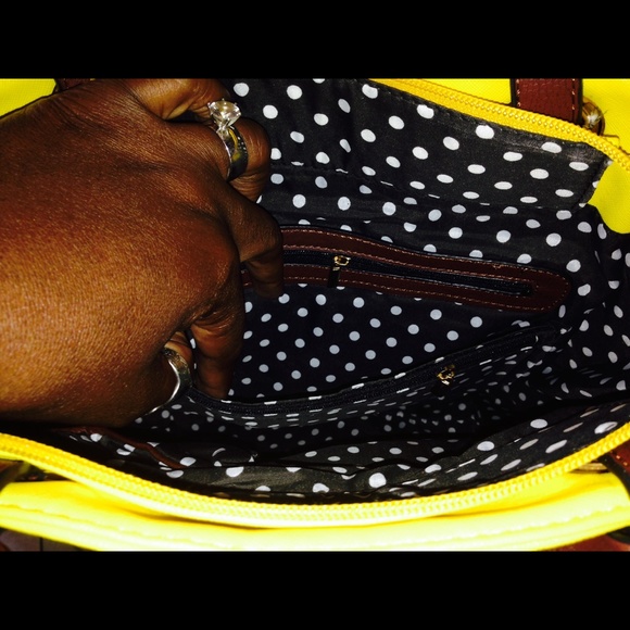 Handbag - Picture 3 of 4