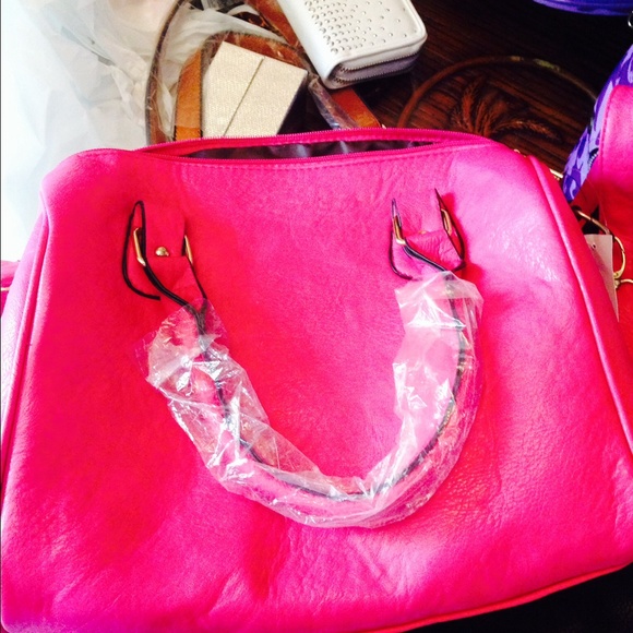 Handbag - Picture 2 of 4