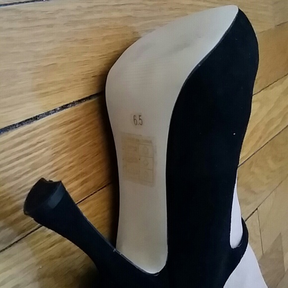 Dolce Vita "Pippi" black suede heels - Picture 3 of 4