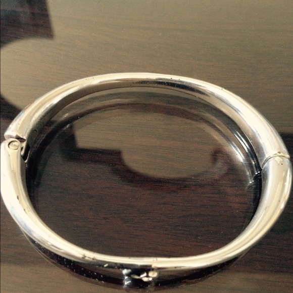 SOLD ON MERCARI.,Brighton Bracelet !! 💛💙💜💚❤️ - Picture 2 of 3