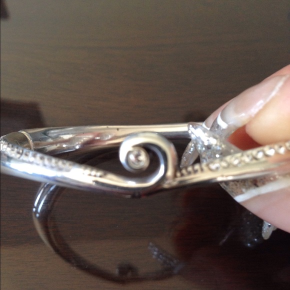 SOLD ON MERCARI.,Brighton Bracelet !! 💛💙💜💚❤️ - Picture 3 of 3