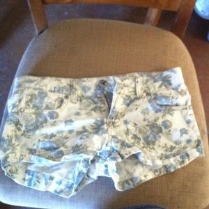 Junior size 1 floral shorts