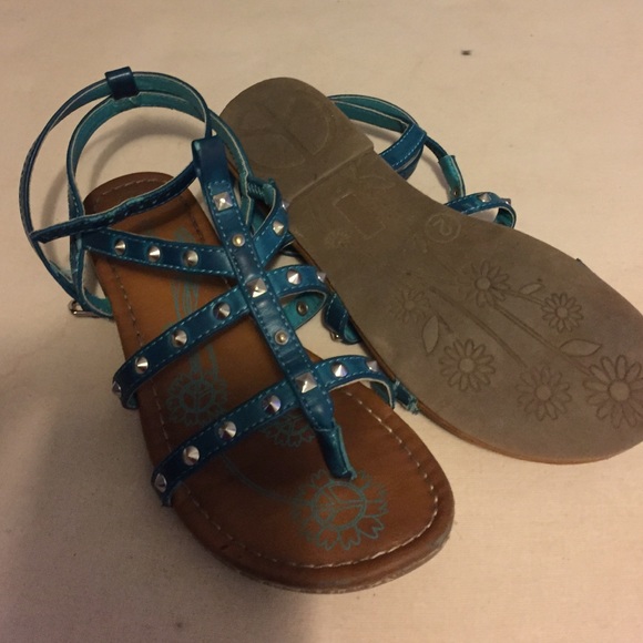 Girls sandals