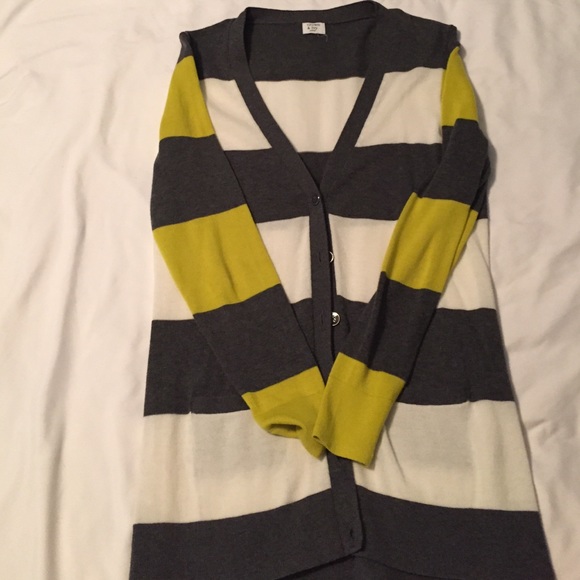Long cardigan.