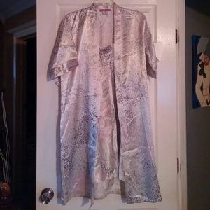Nightgown w/ robe