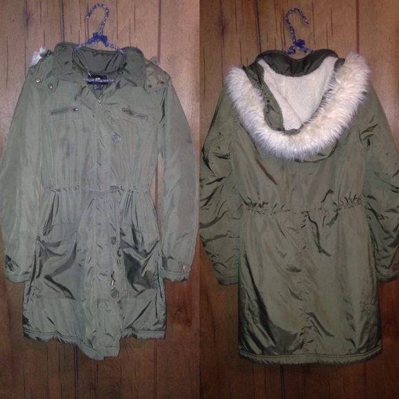 50 off H&M Outerwear Army Green Coat with Fur from Haley's