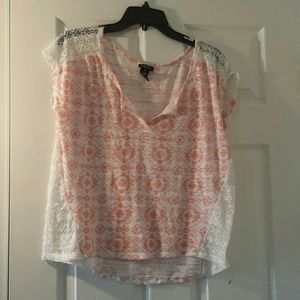 Aztec design pink and white lace top