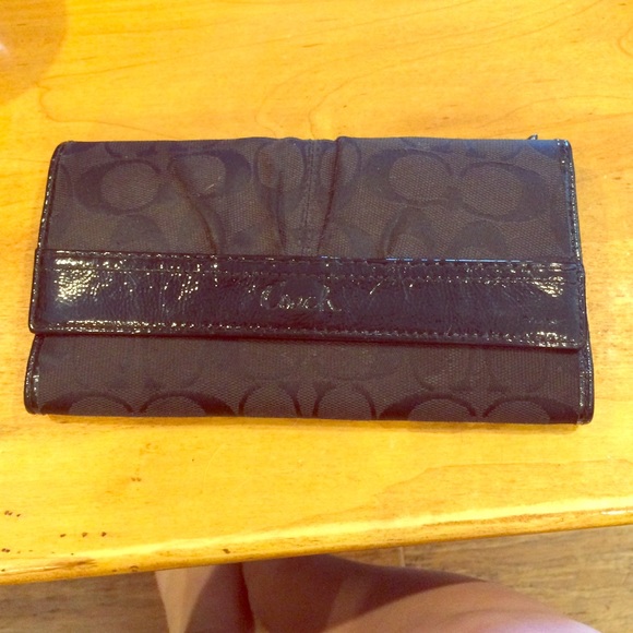 Black COACH wallet