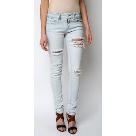 Silence and Noise High Rise Skinny Twig Ripped