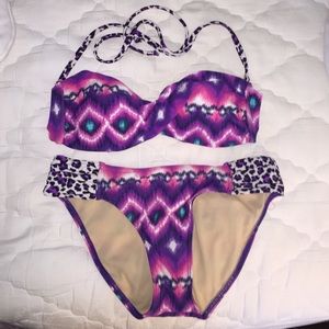Bandeau bikini top & bottoms