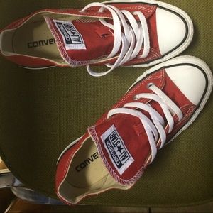 Low top converses