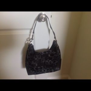 Coach Optic Signature Hobo- Authentic