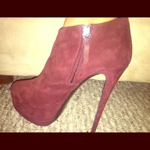 Giuseppe Zanotti Suede booties