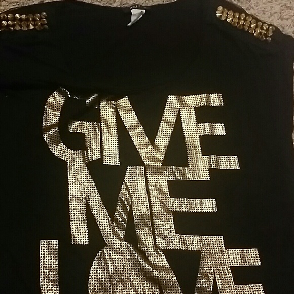 Top - Picture 2 of 2