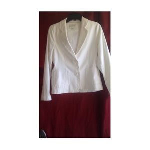 Banana Republic solid white blazer
