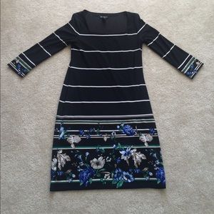 Square neck, 3/4 sleeve dress