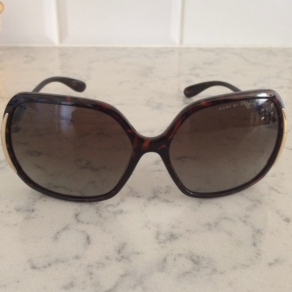 Marc Jacobs polarized sunglasses