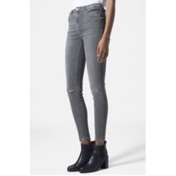 BDG High Rise Cigarette Jeans in Gray