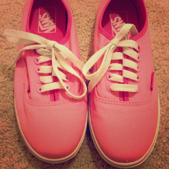 Pink Lo Pro Vans.