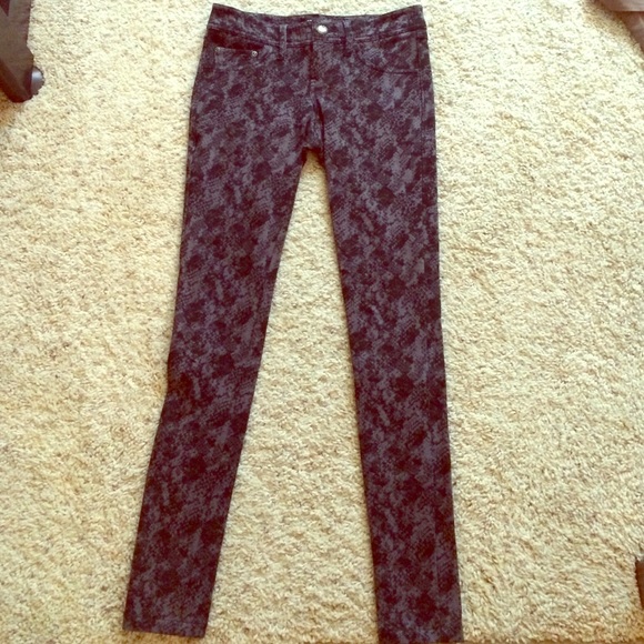 Express stretch snake skin leggings - Picture 1 of 3