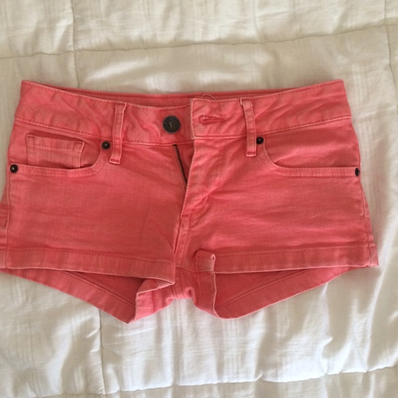 Pacsun coral shorts
