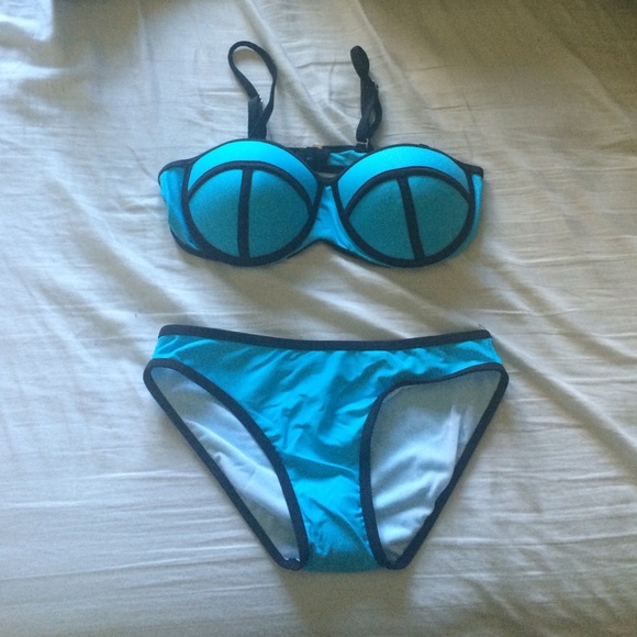 Brand new triangl swim suit