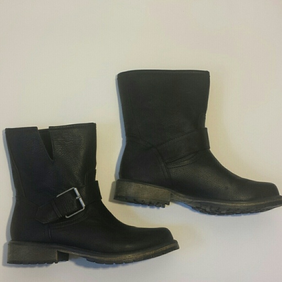 Biker boots