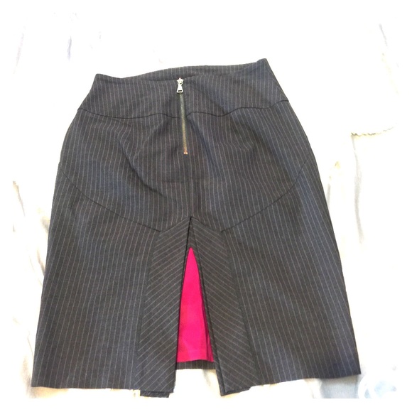 Express gray with pink pin stripes skirt.