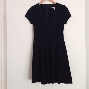Banana Republic classic black v-neck dress