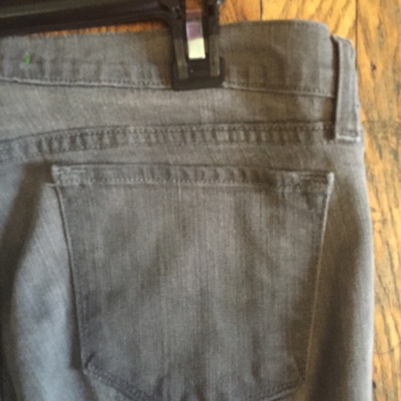 BUNDLE J BRAND "GREY CIGARETTE LEG" DENIMS - Picture 4 of 4