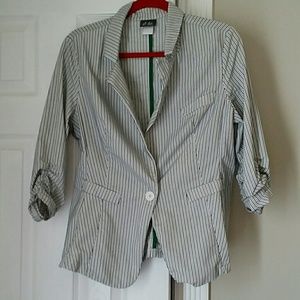 Black and white casual blazer