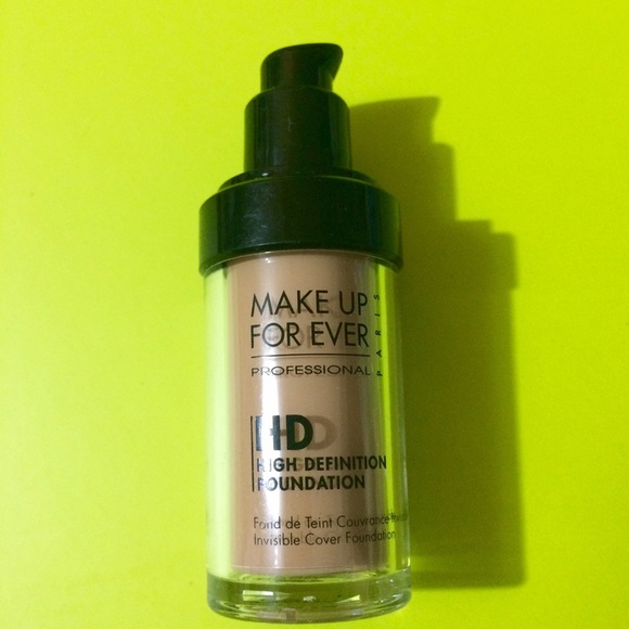 Makeup for ever 123 desert hd foundation