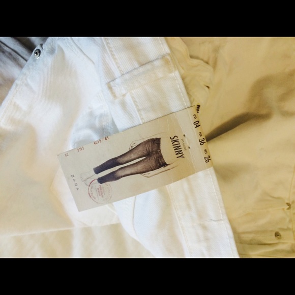 Zara white jeans🅿️🅿️only - Picture 3 of 4