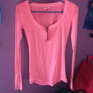 Long sleeve VS PINK shirt