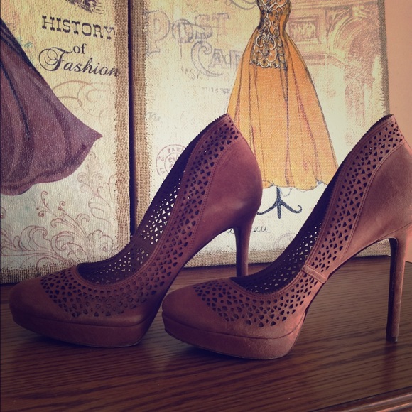 Aerin Spring Suede 7.5 heel