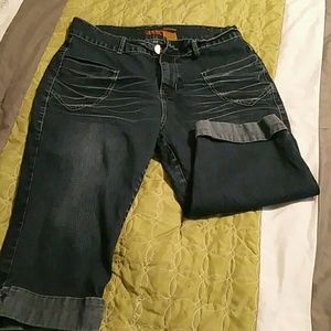 Dark Denim Capri