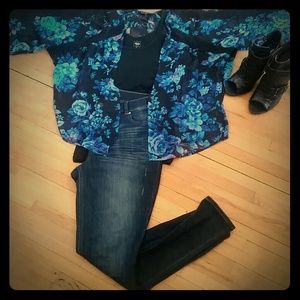 Express Blue Floral Kimono 💙